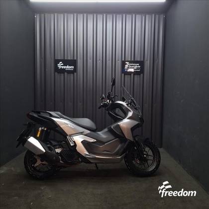 HONDA ADV 160 